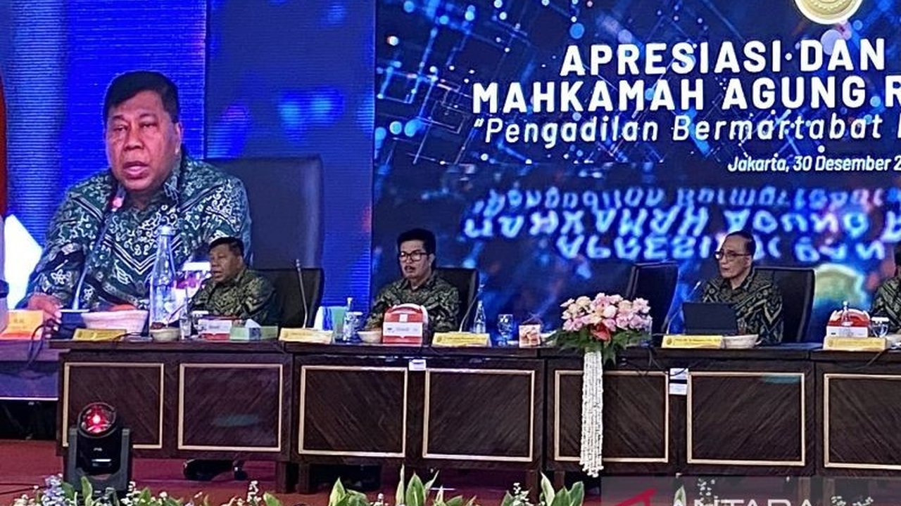 Mahkamah Agung (MA) merinci mekanisme penerapan vonis pidana kerja sosial dalam Kitab Undang-Undang Hukum Pidana (KUHP) baru, yang akan efektif mulai 2 Januari 2026, memicu rasa penasaran publik.