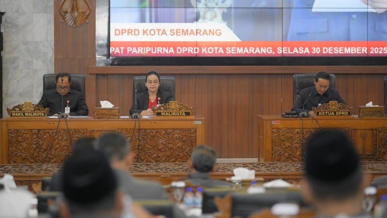 Kota Semarang kini resmi memiliki Perda Pesantren, sebuah regulasi penting yang akan memfasilitasi pengembangan pendidikan, sarana prasarana, dan peran sosial pondok pesantren, termasuk pesantren disabilitas.