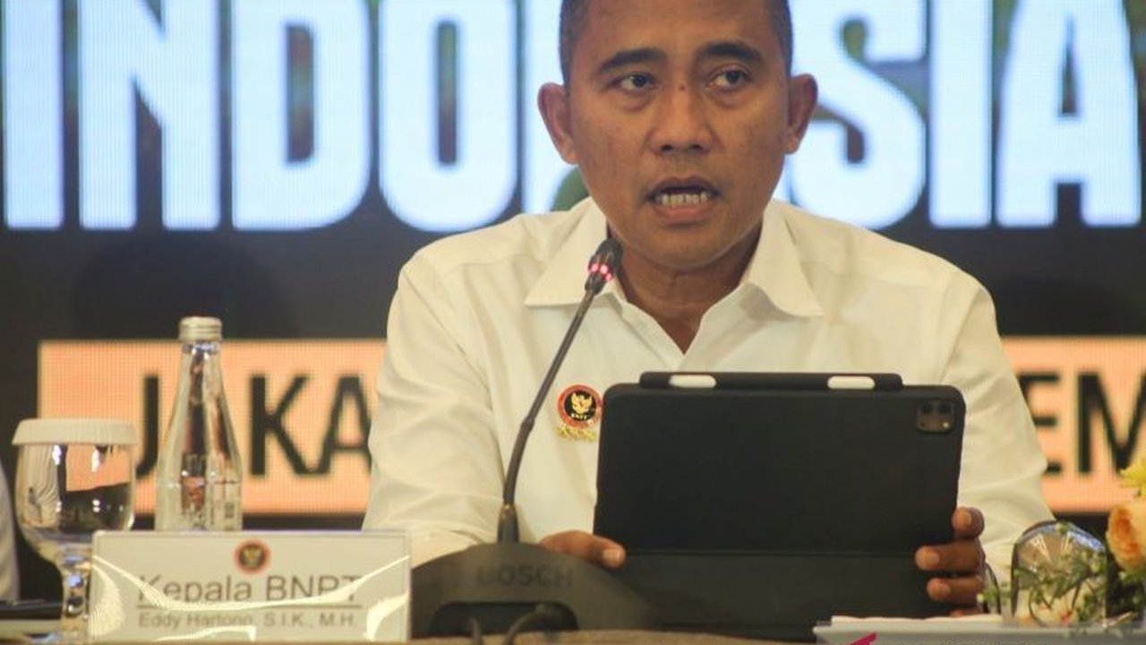 Kepala BNPT soroti kecepatan radikalisasi ruang digital yang jauh melampaui cara konvensional, kini mengancam anak-anak dan remaja. Bagaimana BNPT mengatasinya?