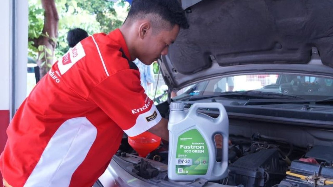 PT Pertamina Lubricants meresmikan Enduro Service, sebuah bengkel modern di SPBU Daan Mogot, Jakarta Barat, untuk menjawab kebutuhan perawatan kendaraan yang tepat, cepat, dan hemat.