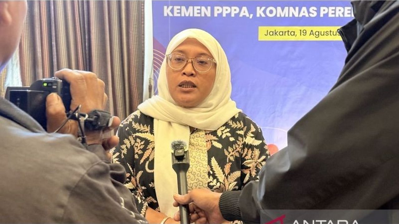Komisi Nasional Anti Kekerasan terhadap Perempuan (Komnas Perempuan) mendesak pemerintah daerah untuk menjadikan penguatan layanan pemulihan korban kekerasan sebagai prioritas utama, terutama dengan meningkatnya kasus kekerasan berbasis gender online (KBG