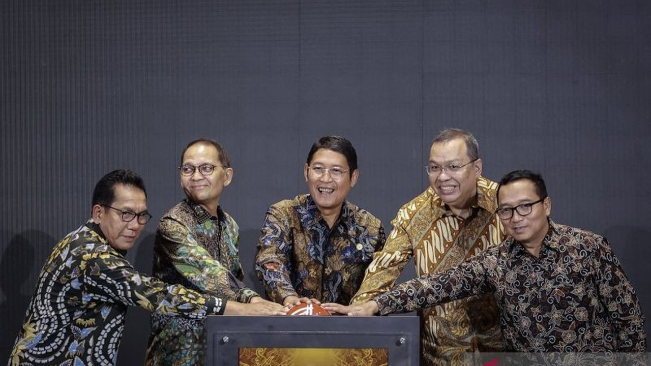 Menteri Keuangan Purbaya Yudhi Sadewa optimistis Indeks Harga Saham Gabungan (IHSG) akan tembus 10.000 pada akhir 2026, didukung fundamental kuat dan kebijakan yang sinkron.