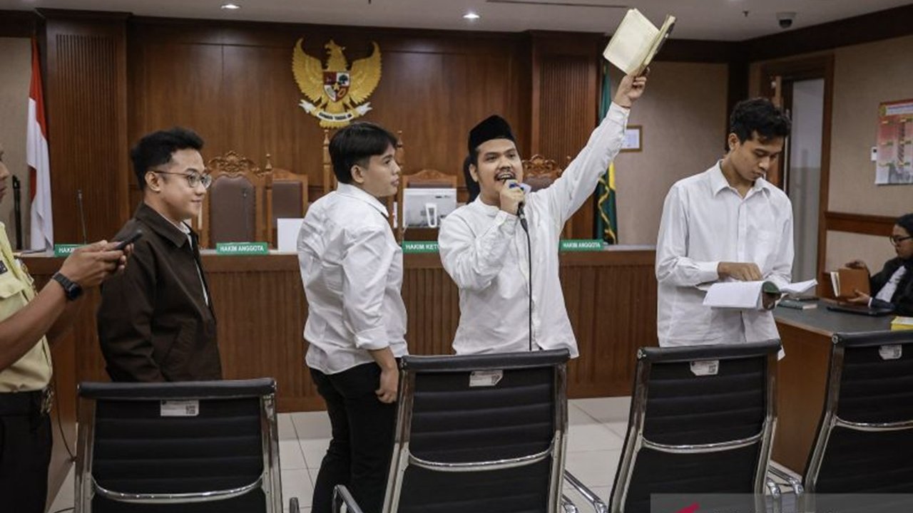 PN Jakpus Jawab Kabar Majelis Hakim Sidang Delpedro Cs Walkout