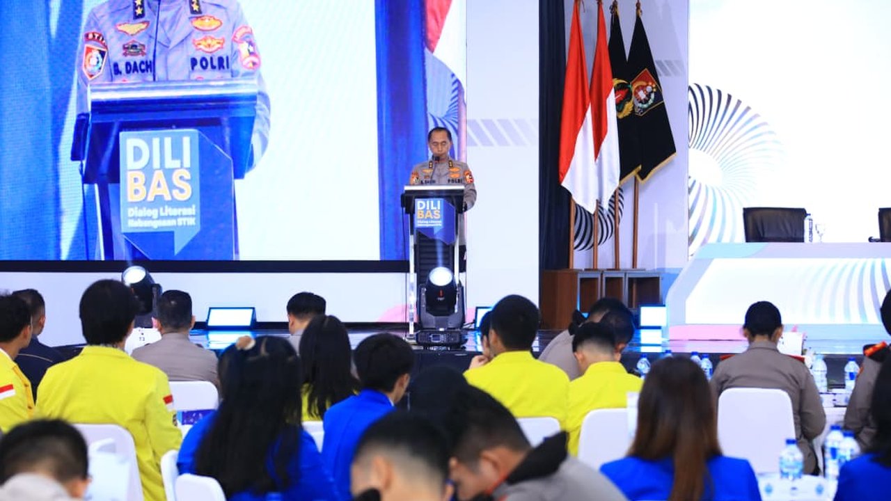 Dialog Literasi Kebangsaan STIK: Menyongsong Pemolisian Digital di Era AI
