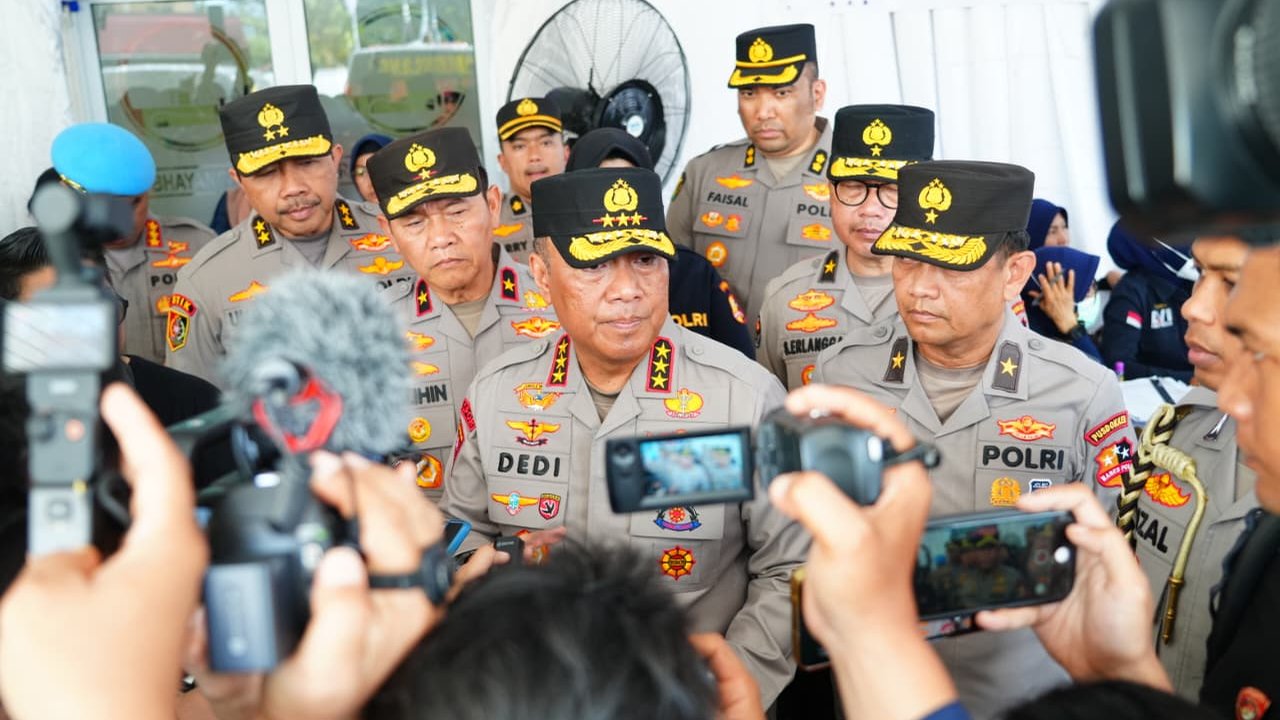 Temui Keluarga Korban Tewas Banjir di Sumbar, Wakapolri Buka Opsi Percepat Identifikasi Lewat Tes DNA di Jakarta