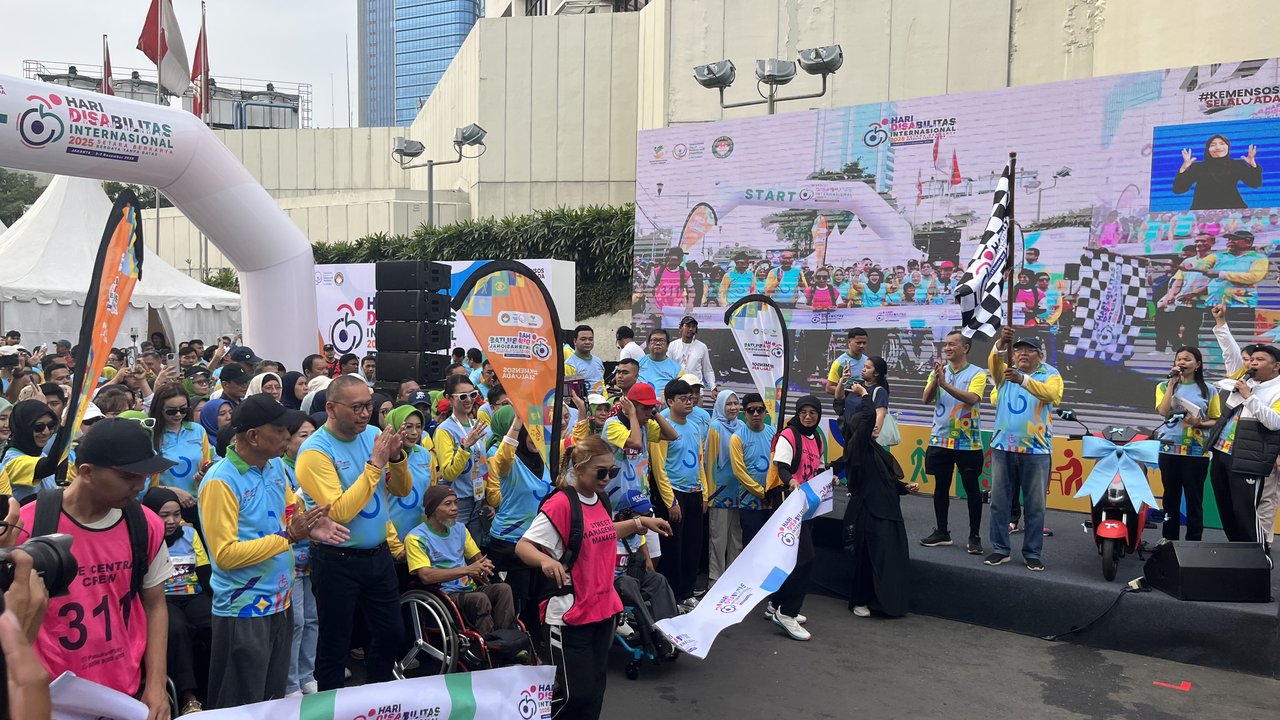 Semangat Inklusif! Wamensos Peringati Hari Disabilitas Internasional Lewat Fun Walk