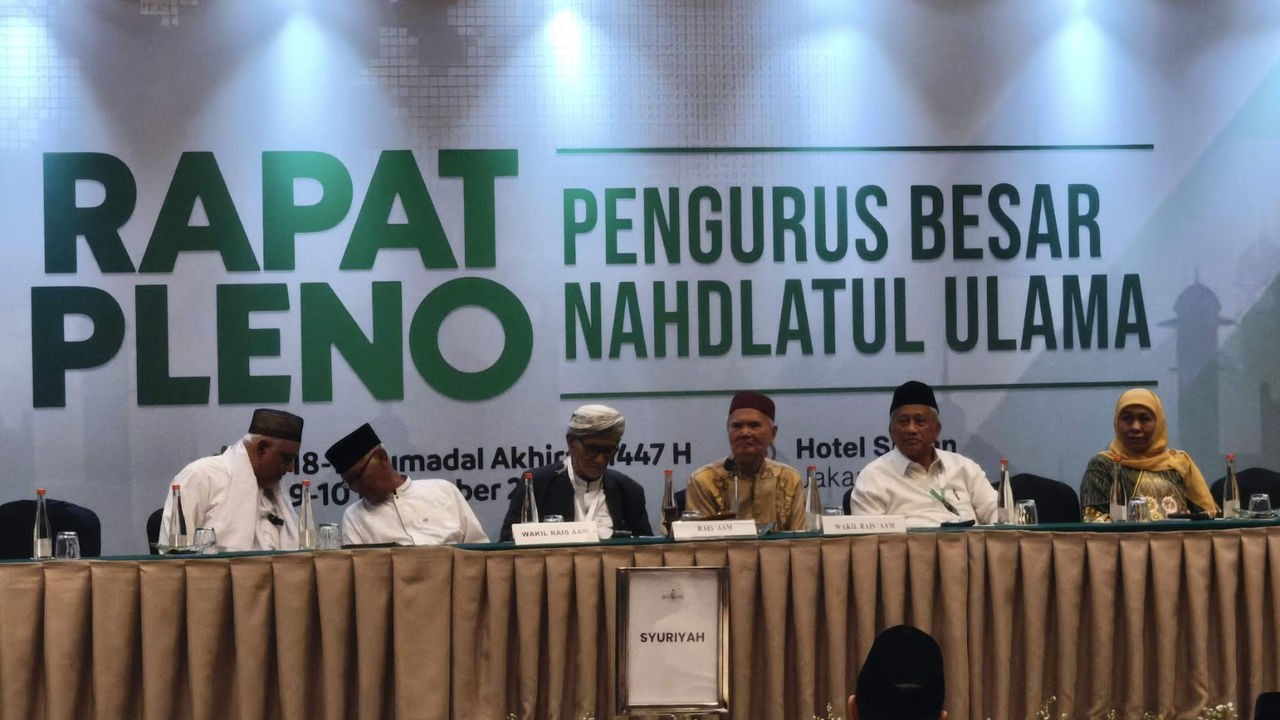 Khofifah dan Gus Ipul Hadiri Rapat Pleno PBNU Penetapan Pj Ketum