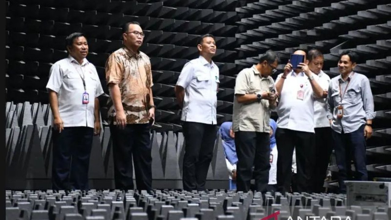 Kepala BRIN Arif Satria menegaskan komitmen Indonesia mempercepat Kemandirian Teknologi Antariksa nasional demi kedaulatan teknologi, menyoroti pentingnya tata kelola terintegrasi dan riset berkualitas.