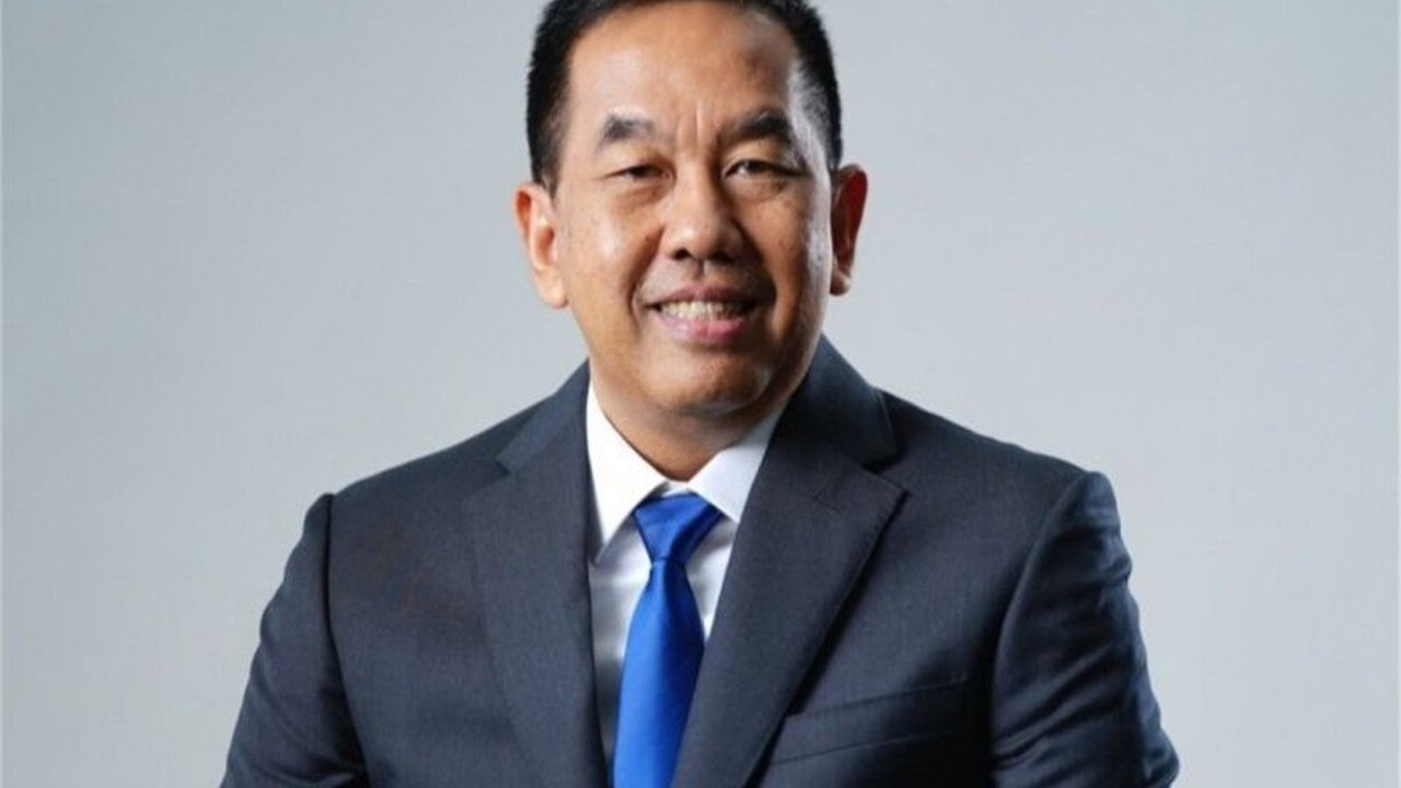 Muhammad Awaluddin resmi ditunjuk sebagai Direktur Utama Jasa Raharja dalam RUPSLB Tahun Buku 2025, membawa perubahan signifikan pada jajaran direksi lainnya.