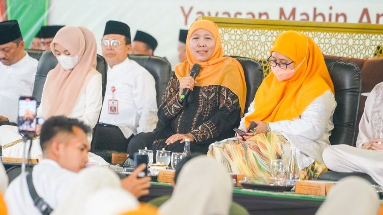 Gubernur Khofifah Indar Parawansa menyoroti pentingnya Peran Ulama dan Umara sebagai pilar kekuatan Jatim. Simak bagaimana sinergi ini menjaga keberkahan Jawa Timur.