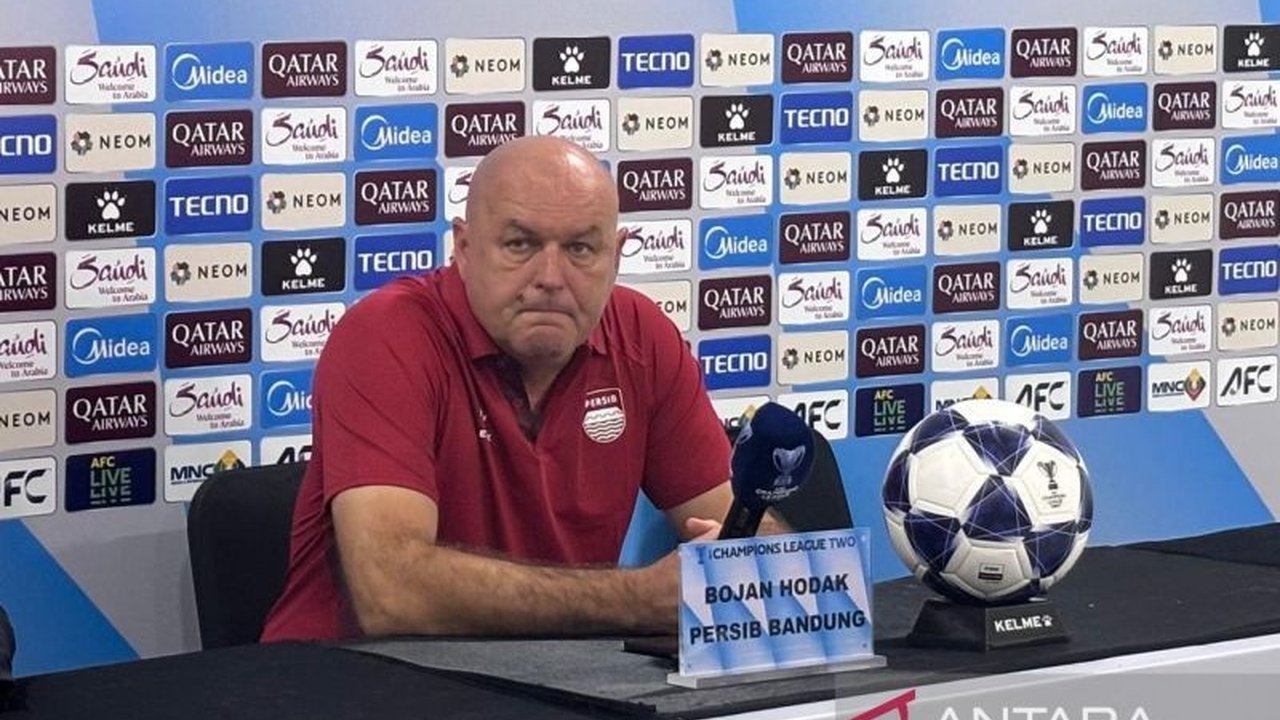 Pelatih Persib Bojan Hodak mengajukan permintaan penyesuaian jadwal BRI Super League 2025/2026 demi kelancaran persiapan Persib di ACL Two.