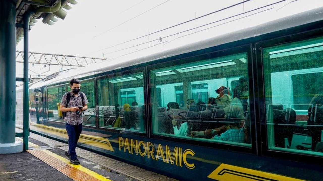 PT Kereta Api Indonesia (Persero) melalui KAI Wisata mencatat peningkatan pengguna Kereta Panoramic sebesar 38,6 persen sepanjang tahun 2025, menunjukkan minat masyarakat pada pengalaman perjalanan unik.