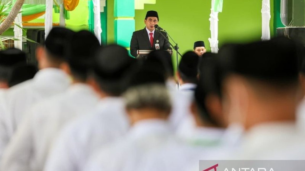 Pemerintah Provinsi Jawa Tengah dan Kementerian Agama (Kemenag) terus memperkuat sinergi untuk mewujudkan kerukunan masyarakat, terbukti dengan berbagai program dan penghargaan yang diraih.