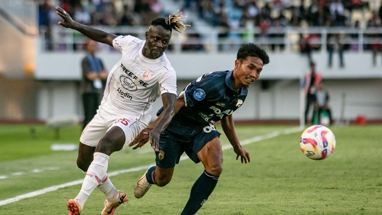 Pelatih Carlos Pena meminta skuad Persita Tangerang menjaga tren positif saat bertandang ke markas Persis Solo, menekankan pentingnya fokus dan performa terbaik di BRI Super League.