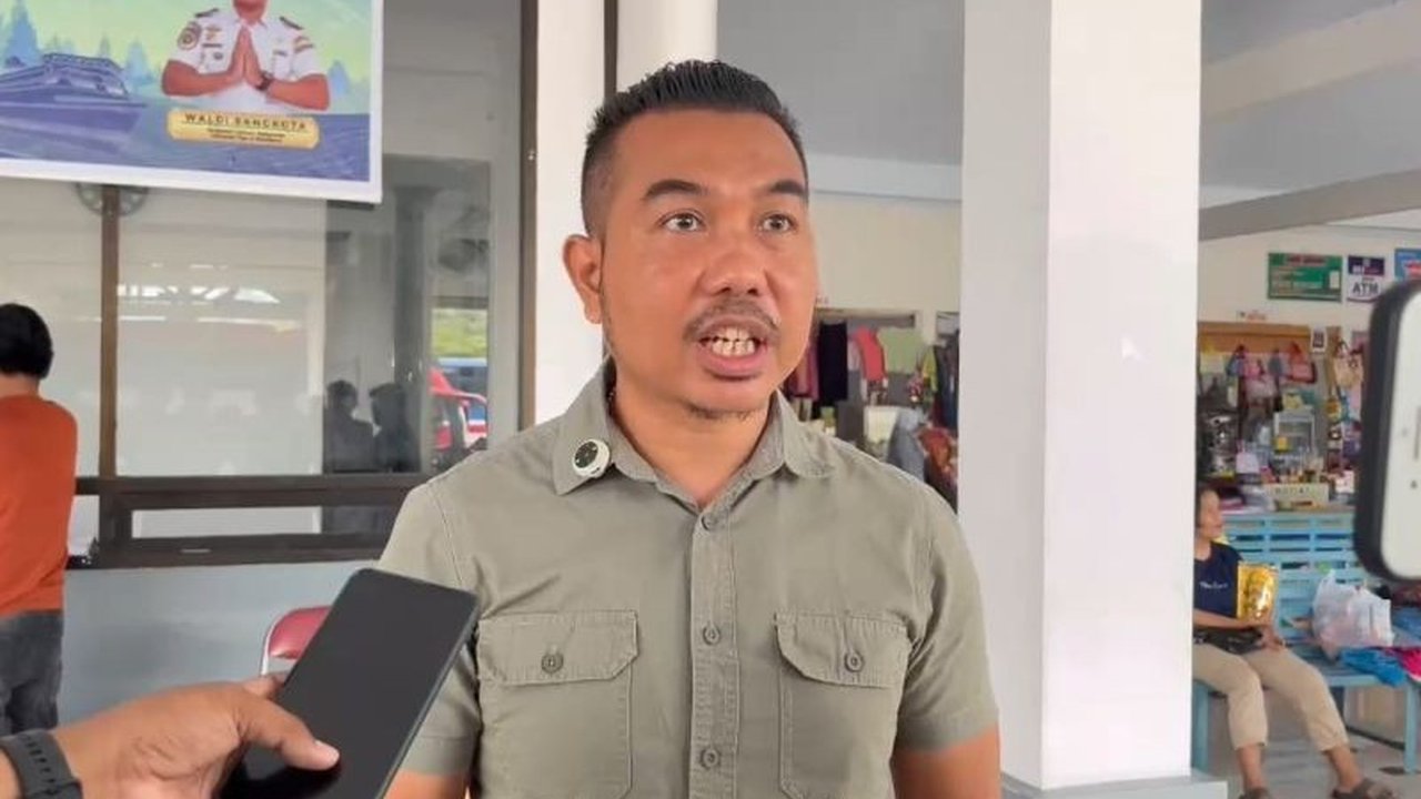 Terminal Mamboro Palu mencatat lonjakan penumpang signifikan hingga 117 persen selama libur Nataru 2025/2026, menandakan tingginya mobilitas masyarakat yang perlu diantisipasi.
