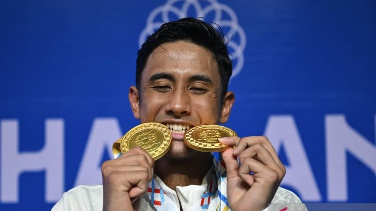 Tunggal putra Alwi Farhan siap memanfaatkan Malaysia Open 2026 sebagai ajang krusial untuk mengumpulkan poin menuju BWF World Tour Finals 2026, membawa semangat baru di awal musim.
