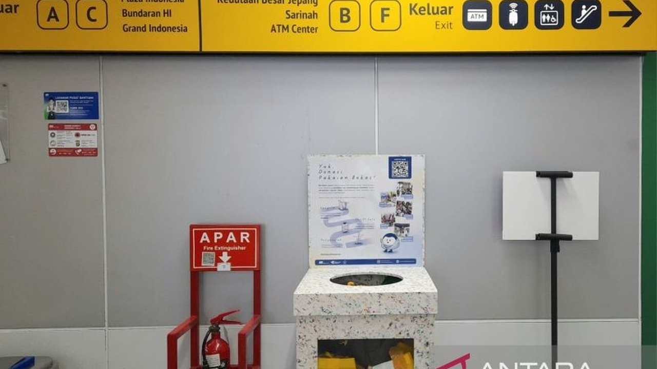 MRT Jakarta berinovasi dengan menyediakan drop box donasi pakaian layak di stasiun, mendukung pemberdayaan disabilitas dan kepedulian lingkungan melalui program 