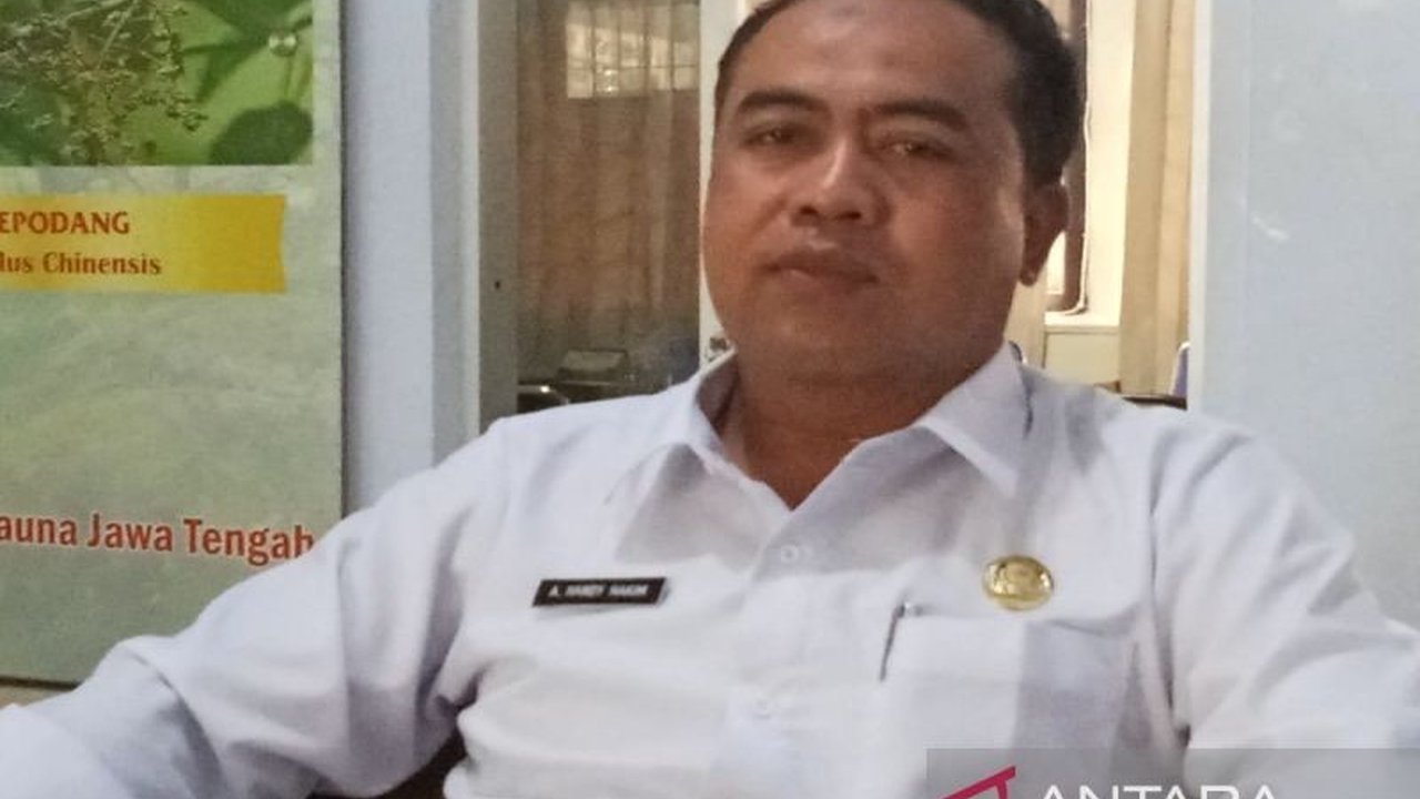 Sebanyak 25 desa di Kabupaten Batang terancam kehilangan alokasi Dana Desa Tahap II senilai Rp7,5 miliar karena terganjal aturan baru Pemerintah pusat, memicu dilema operasional di lapangan.