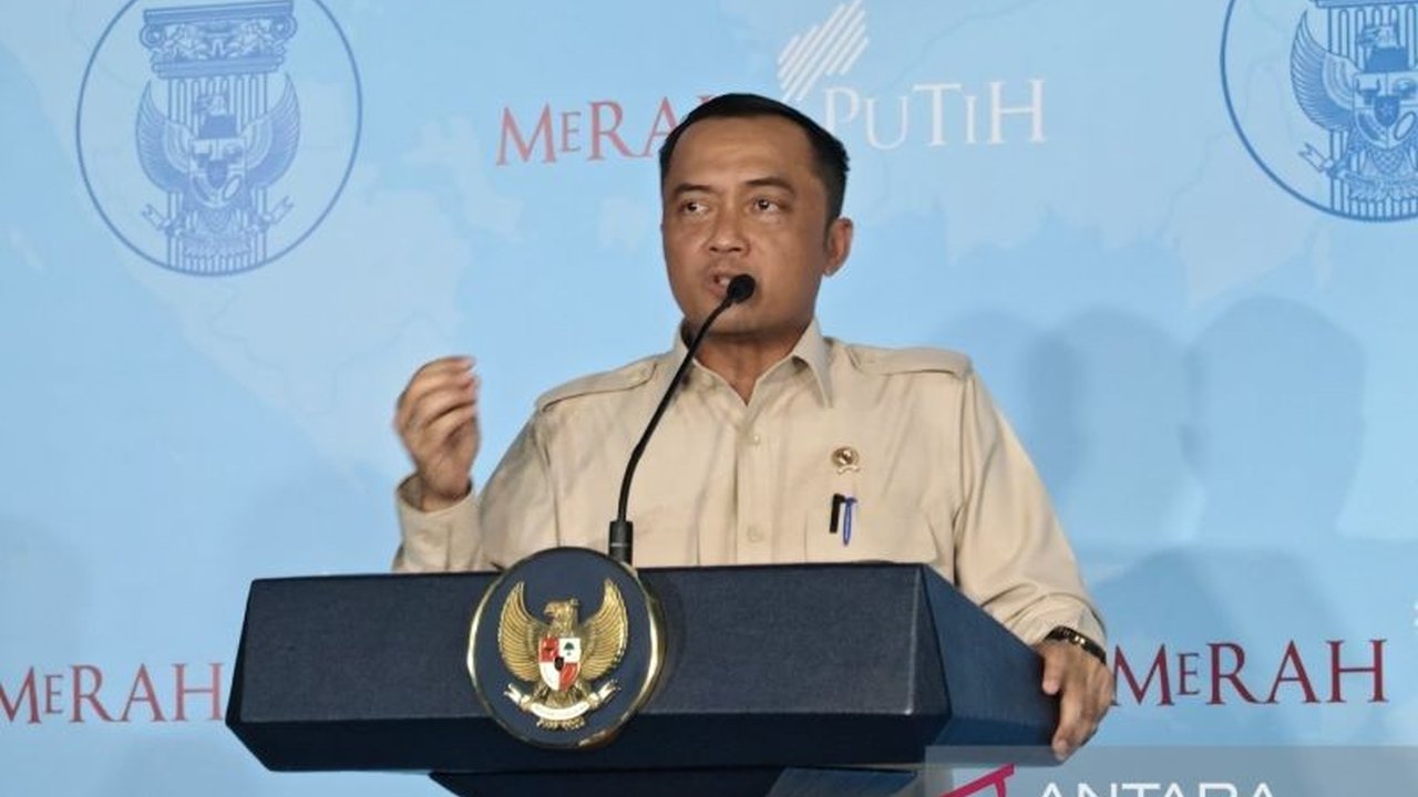 Presiden Prabowo Subianto menggelar retret di Hambalang, membahas berbagai program strategis mulai dari pengembangan Sekolah Rakyat, dinamika Gaza, hingga laporan kamtibmas 2025.
