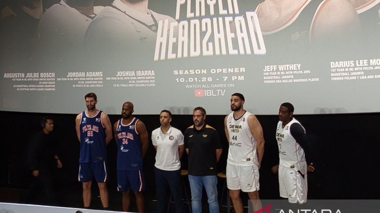 Agustin Julbe Bosch, pelatih Dewa United, menekankan komitmen kuat para pemainnya jelang IBL 2026, termasuk laga pembuka sengit melawan Pelita Jaya. Bagaimana strategi mereka?