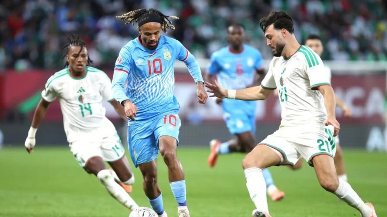Adil Boulbina menjadi pahlawan Aljazair setelah gol tunggalnya di menit-menit akhir mengamankan tempat di perempat final Piala Afrika 2025.