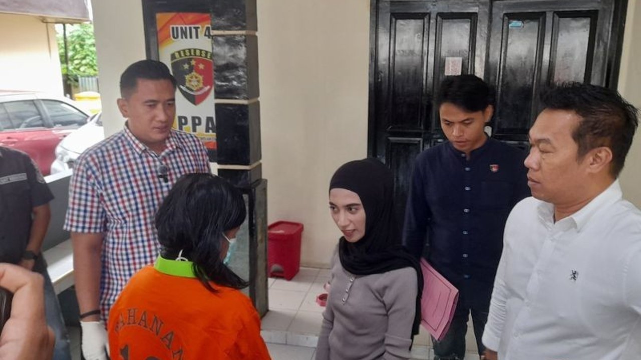 Kasus pencurian uang di kos Kota Gorontalo, melibatkan pembobolan brankas, berhasil diselesaikan melalui restorative justice setelah pelaku mengembalikan uang curian dan korban mencabut laporan.