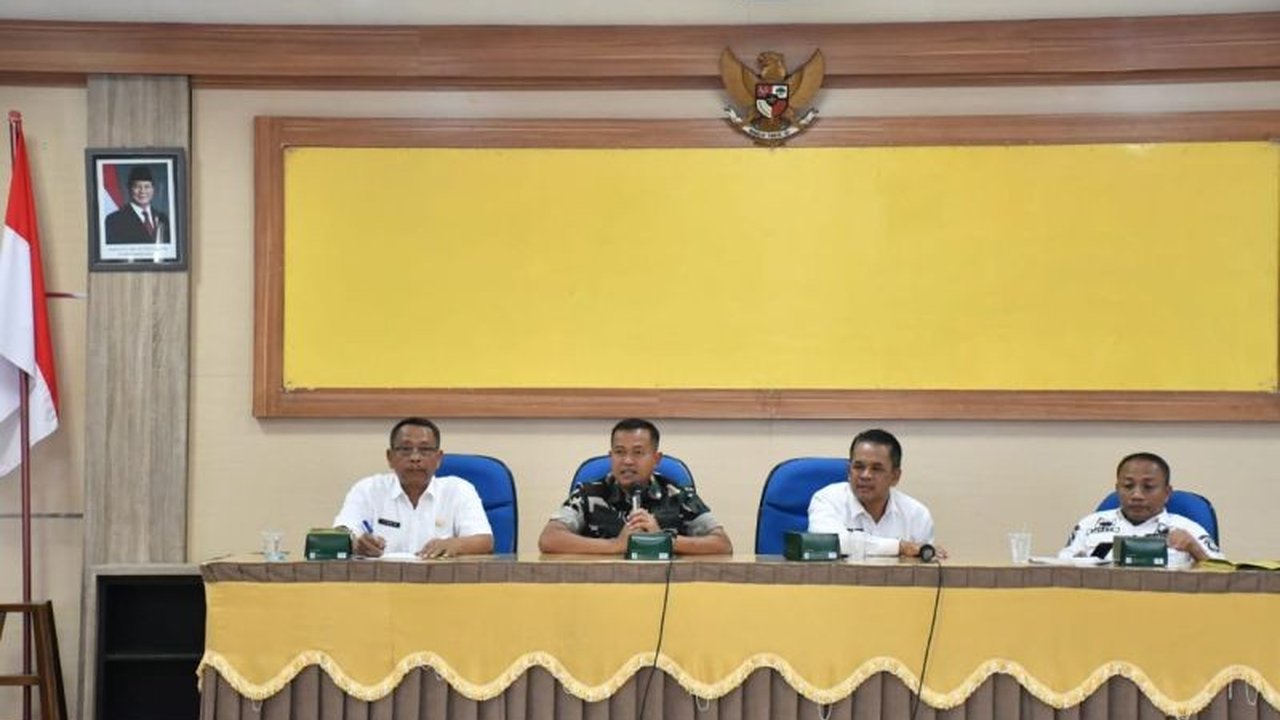 Pemerintah Kabupaten Ponorogo mempercepat pembangunan Koperasi Merah Putih Ponorogo, menargetkan rampung Maret 2026 demi penguatan ekonomi kerakyatan dan kemandirian desa.