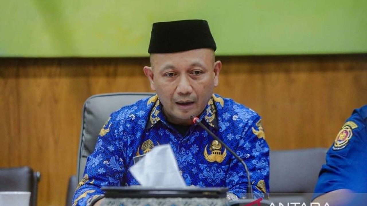 Pendapatan Asli Daerah (PAD) Bandung berhasil melampaui target pada tahun 2025, mencapai Rp3 triliun. Capaian ini menunjukkan geliat ekonomi Kota Kembang yang menjanjikan dan menjadi modal optimisme untuk target PAD Bandung di tahun berikutnya.