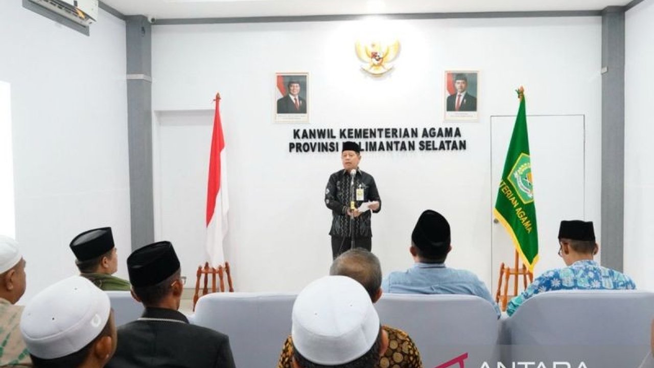 Menteri Agama RI, KH Nasaruddin Umar, telah memberikan izin operasional kepada lima pondok pesantren di Kalimantan Selatan pada awal tahun 2026, sebuah langkah penting untuk meningkatkan kualitas pendidikan pesantren di wilayah tersebut.