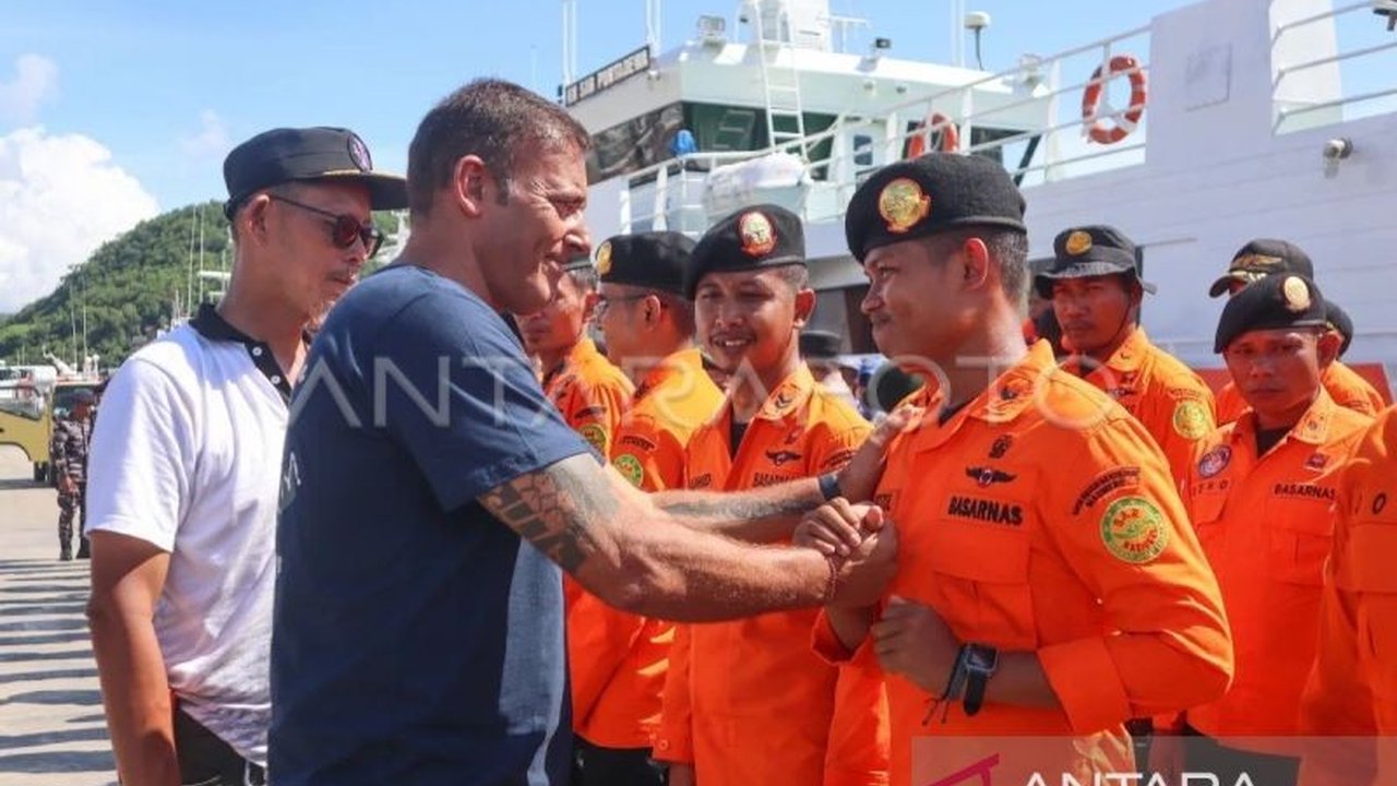 Badan SAR Nasional resmi menutup operasi pencarian terhadap satu WNA Spanyol yang menjadi korban tenggelamnya KM Putri Sakinah di perairan Labuan Bajo, menyisakan satu korban yang belum ditemukan.