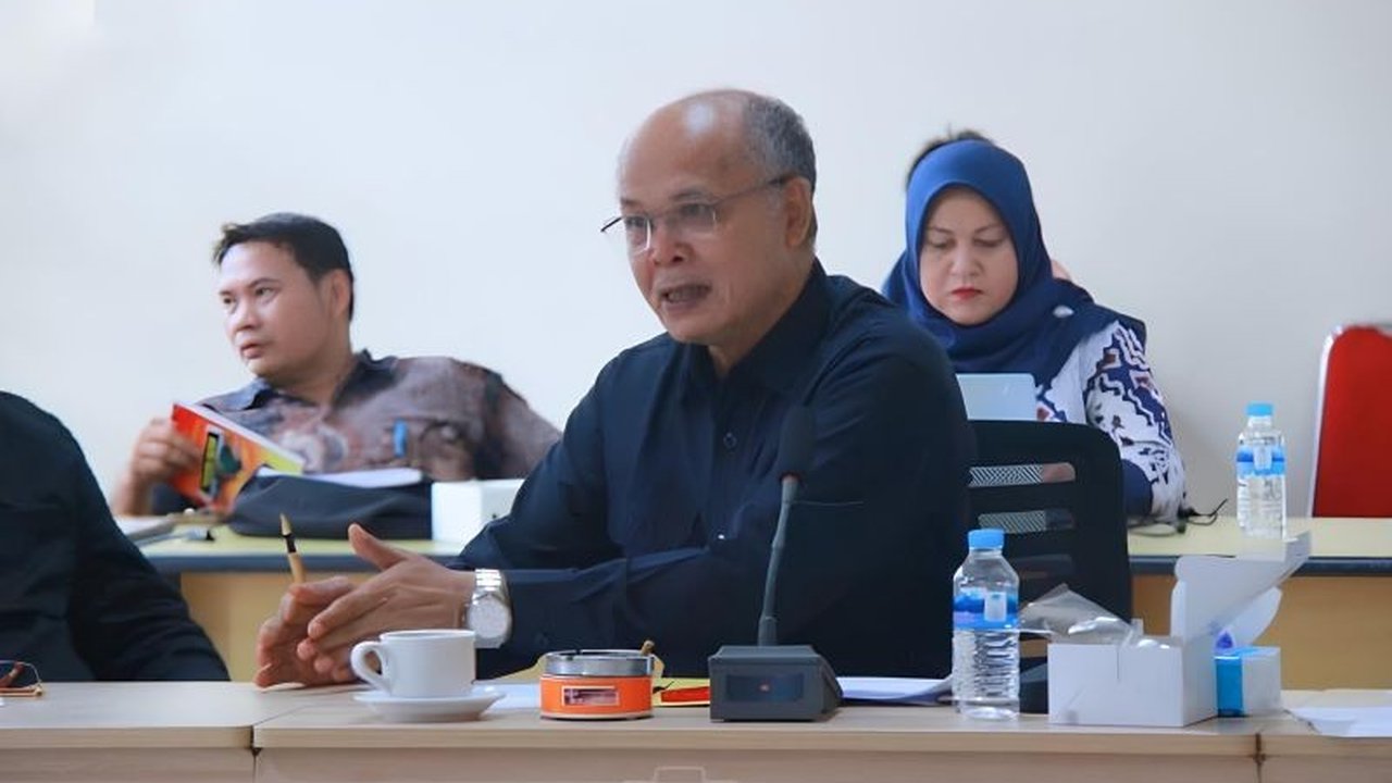 DPRD Kota Singkawang mengambil langkah serius memperkuat pengawasan permainan ketangkasan, memastikan kepastian hukum dan perlindungan masyarakat dari potensi dampak negatif.