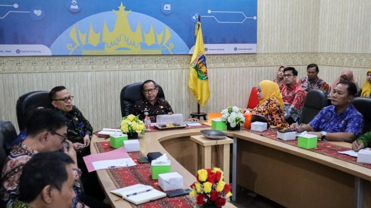 Pemerintah Provinsi Lampung gencar melakukan pendataan ulang operasional alat berat di wilayahnya. Langkah ini bertujuan untuk mengoptimalkan Pendapatan Asli Daerah (PAD) dari pajak alat berat yang selama ini belum tergarap maksimal, sekaligus memperkuat.