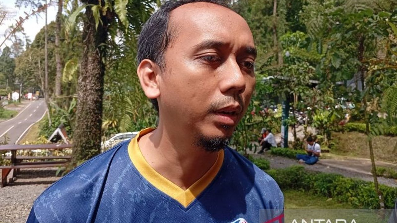 Perum Bulog Kantor Cabang Banyumas berhasil merealisasikan **pengadaan beras Bulog Banyumas** sebanyak 66 ribu ton pada tahun 2025, menjadi pilar penting dalam mendukung ketahanan pangan nasional dan swasembada pangan.