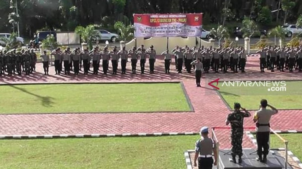 Satgas Pangan Polres Mukomuko intensifkan pengawasan harga beras di pasar tradisional, memastikan penjualan sesuai HET yang ditetapkan pemerintah untuk menjaga stabilitas pangan dan mendukung program ketahanan nasional.