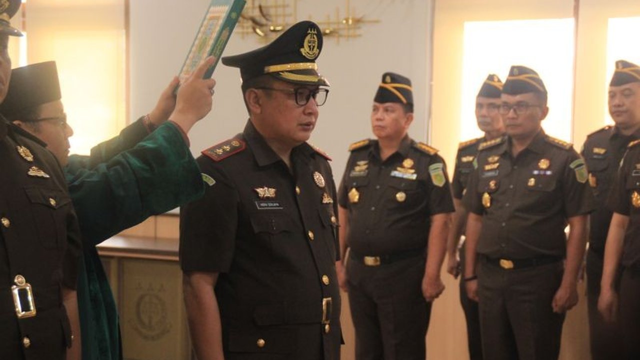 Kepala Kejaksaan Tinggi (Kajati) Bali Chatarina Muliana menginstruksikan Kejaksaan Negeri (Kejari) Klungkung untuk meningkatkan Pengawasan Sektor Pertanahan, khususnya di wilayah strategis pariwisata Nusa Penida, guna mencegah potensi kerawanan hukum.