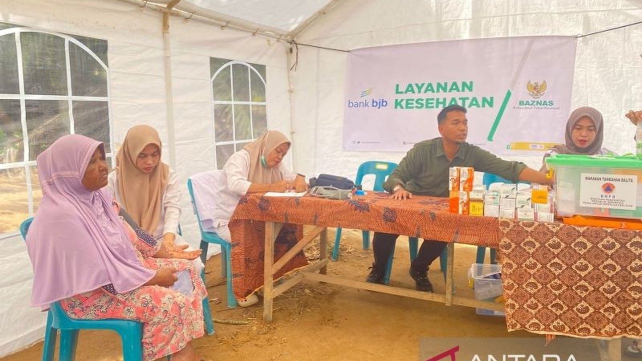 Badan Amil Zakat Nasional (Baznas) RI sigap memberikan layanan kesehatan gratis bagi penyintas bencana banjir di Kecamatan Tukka, Tapanuli Tengah, Sumatera Utara, untuk memastikan penanganan cepat pascabencana dan meminimalkan risiko penyakit.
