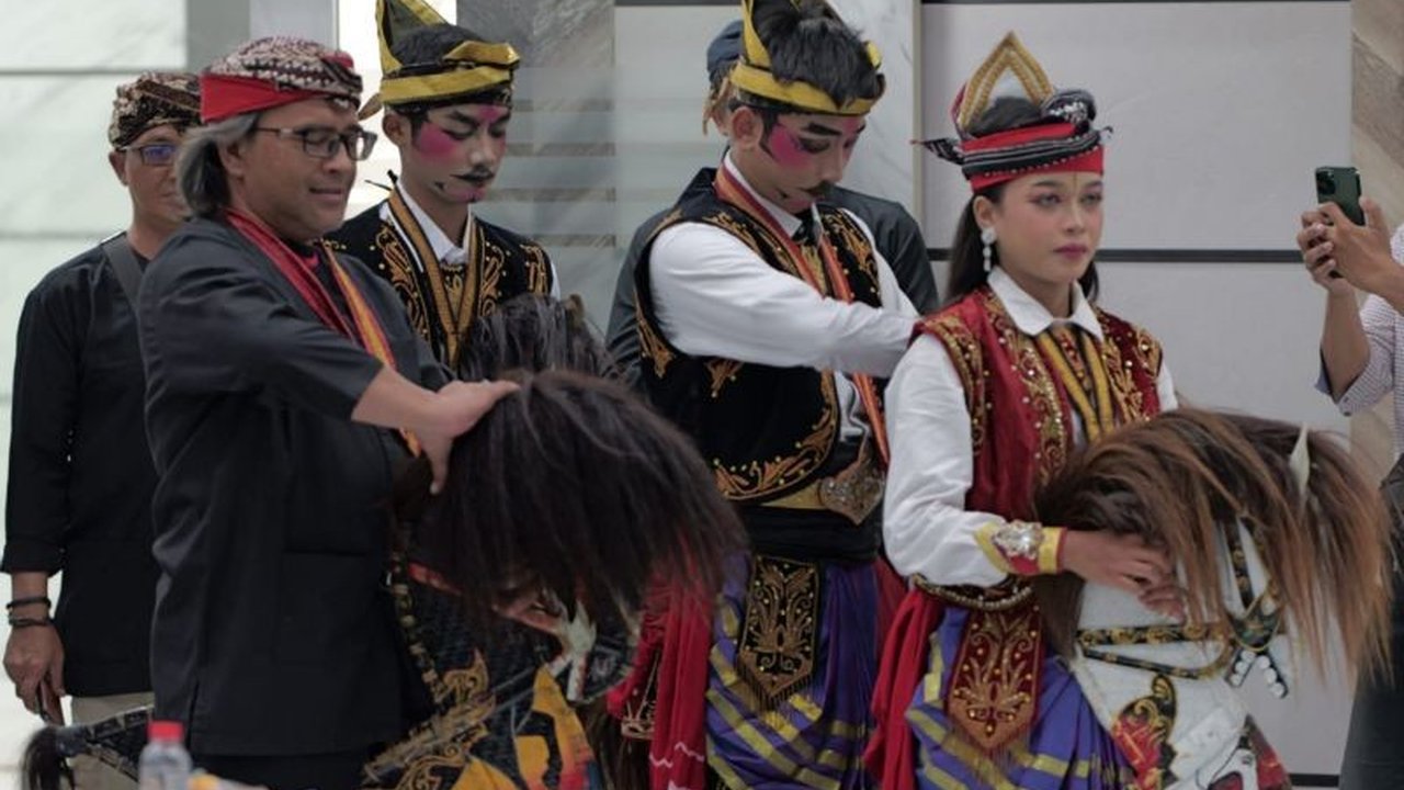 Bupati Temanggung Agus Setyawan akan menerima tropi Abyakta pada puncak HPN 2026, sebuah penghargaan bergengsi atas dedikasinya dalam melestarikan budaya Jaran Kepang.