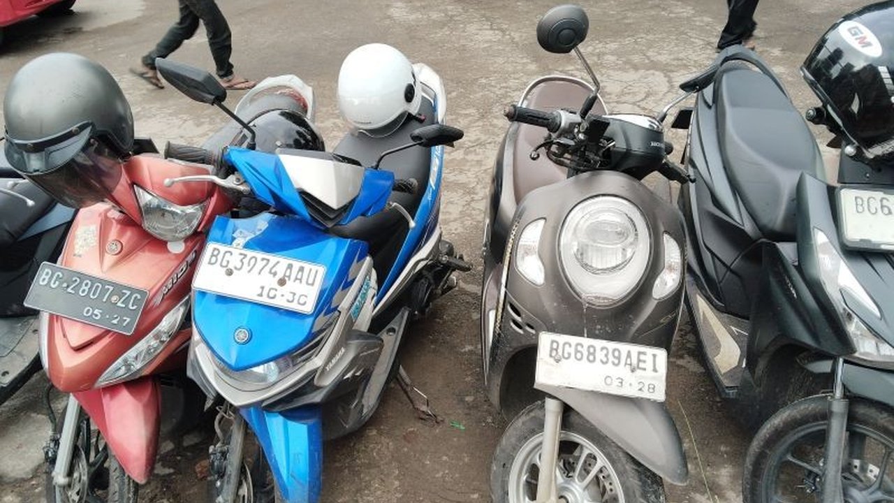 Pemerintah Kota Palembang mengambil langkah serius dengan menginventarisasi lahan parkir dan berencana menerapkan sistem digitalisasi parkir Palembang guna meningkatkan Pendapatan Asli Daerah serta mencegah pertikaian. Simak selengkapnya.