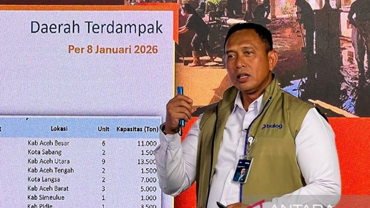 Perum Bulog memastikan penambahan 50 ribu ton beras di Aceh. Ini untuk memperkuat stok pangan pascabencana, menyambut Ramadhan dan Idul Fitri 2026, serta menjamin ketersediaan dan stabilitas harga.