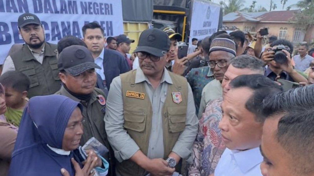 Pemerintah pusat menetapkan Banda Aceh sebagai pusat kendali pemulihan pascabencana, menguji kebijakan pemulihan pascabencana Aceh sebagai model baru tata kelola krisis nasional yang terkoordinasi dan transparan.