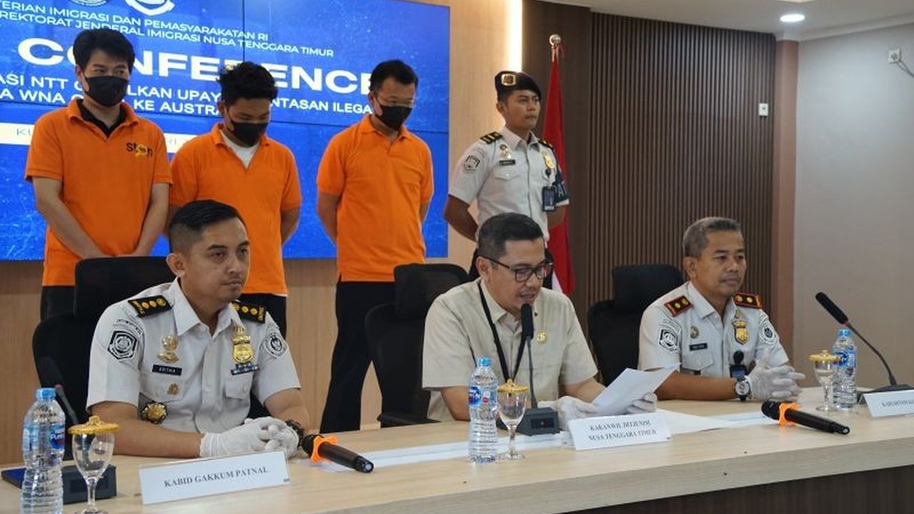 Kanwil Imigrasi NTT berhasil menggagalkan rencana keberangkatan tiga WNA China yang diduga hendak menuju Australia secara ilegal, menunjukkan komitmen kuat dalam menjaga kedaulatan negara.