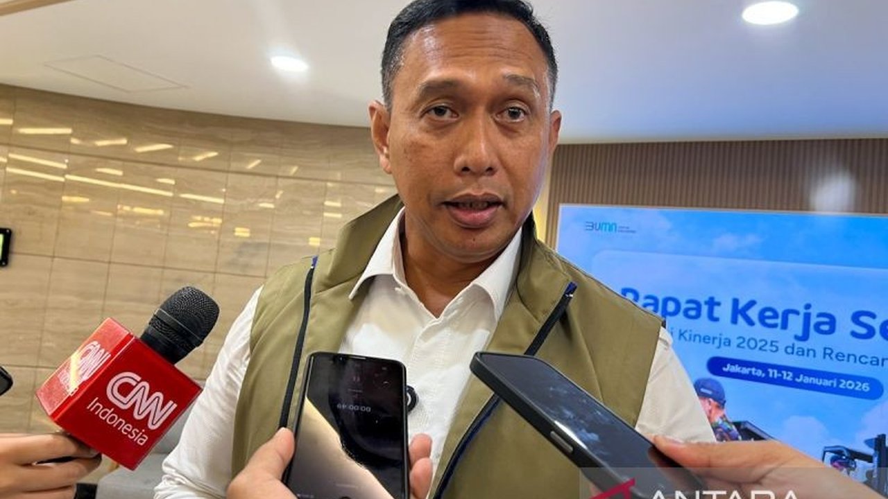 Perum Bulog menegaskan kesiapannya menyalurkan 500 ribu ton SPHP Jagung sepanjang tahun 2026, sebuah langkah strategis untuk menjaga stabilitas pasokan dan harga di tingkat peternak serta mendukung swasembada pangan nasional.