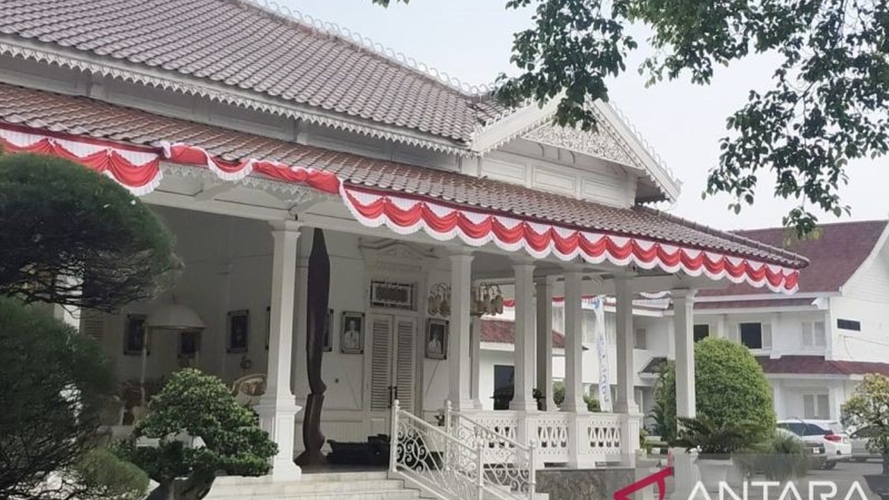 Pemerintah Kabupaten Cianjur resmi menetapkan enam lokasi baru sebagai Cagar Budaya Cianjur sepanjang tahun 2025, memperkaya daftar warisan sejarah yang dilindungi dan dilestarikan serta bertujuan menarik minat pembaca.