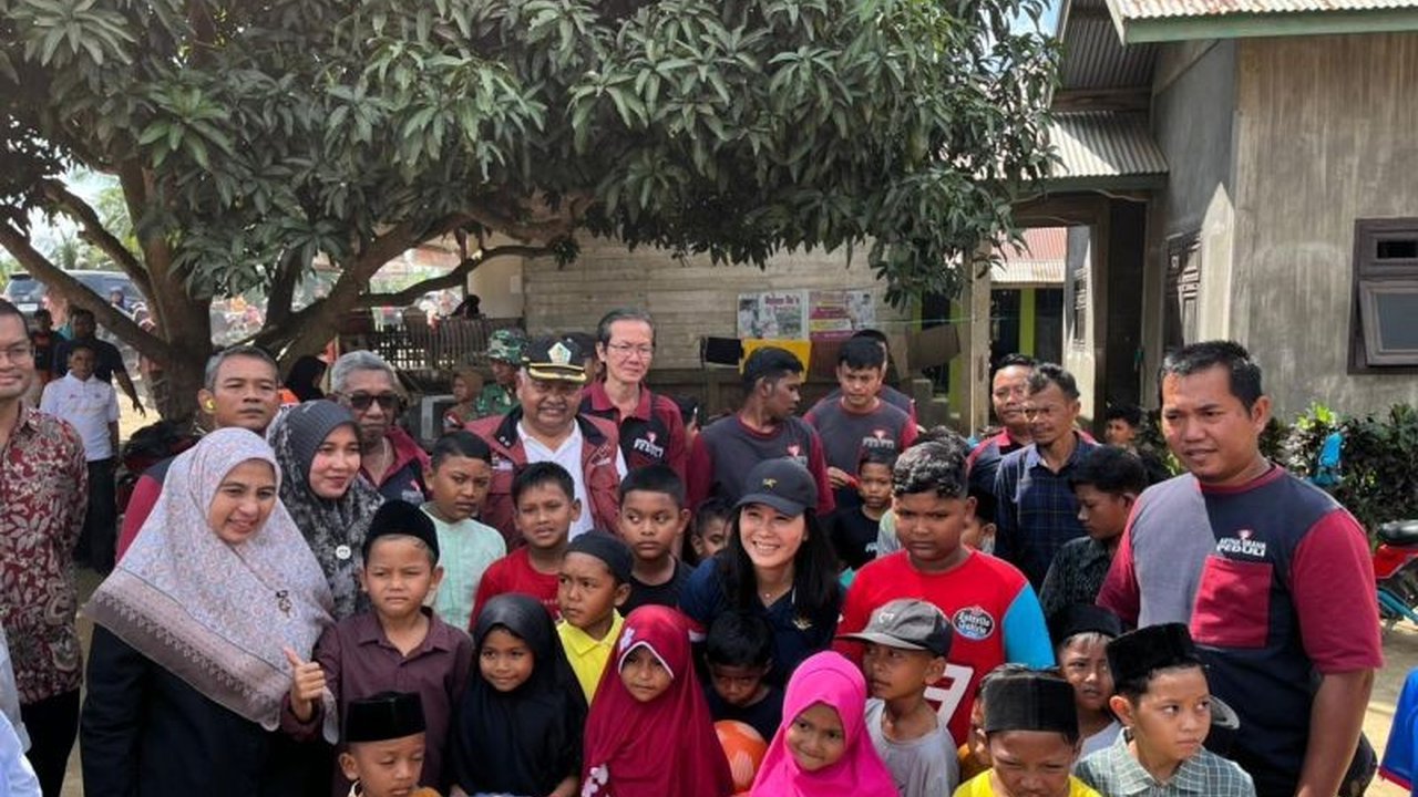 Wakil Menteri Pemberdayaan Perempuan dan Perlindungan Anak (WamenPPPA) bersama Artha Graha Peduli (AGP) mengunjungi Aceh Timur untuk memastikan proses Pemulihan Berkelanjutan Aceh Timur pascabencana berjalan menyeluruh, dengan fokus pada pemberdayaan pere