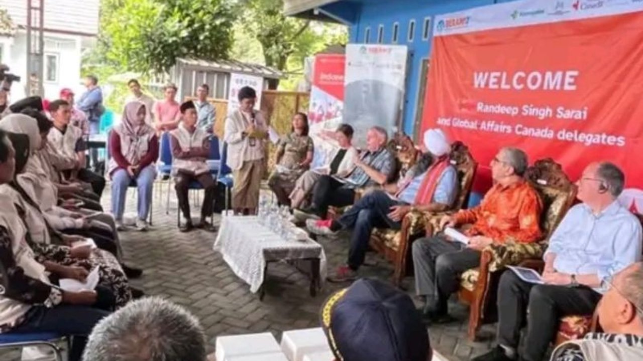 Pemerintah Kanada menegaskan komitmennya untuk melanjutkan Program Perlindungan Perempuan dan Anak Lombok Timur melalui inisiatif “Berani II” (2023-2027), fokus pada isu krusial seperti kesehatan reproduksi dan perkawinan anak demi kemajuan setara. Pr