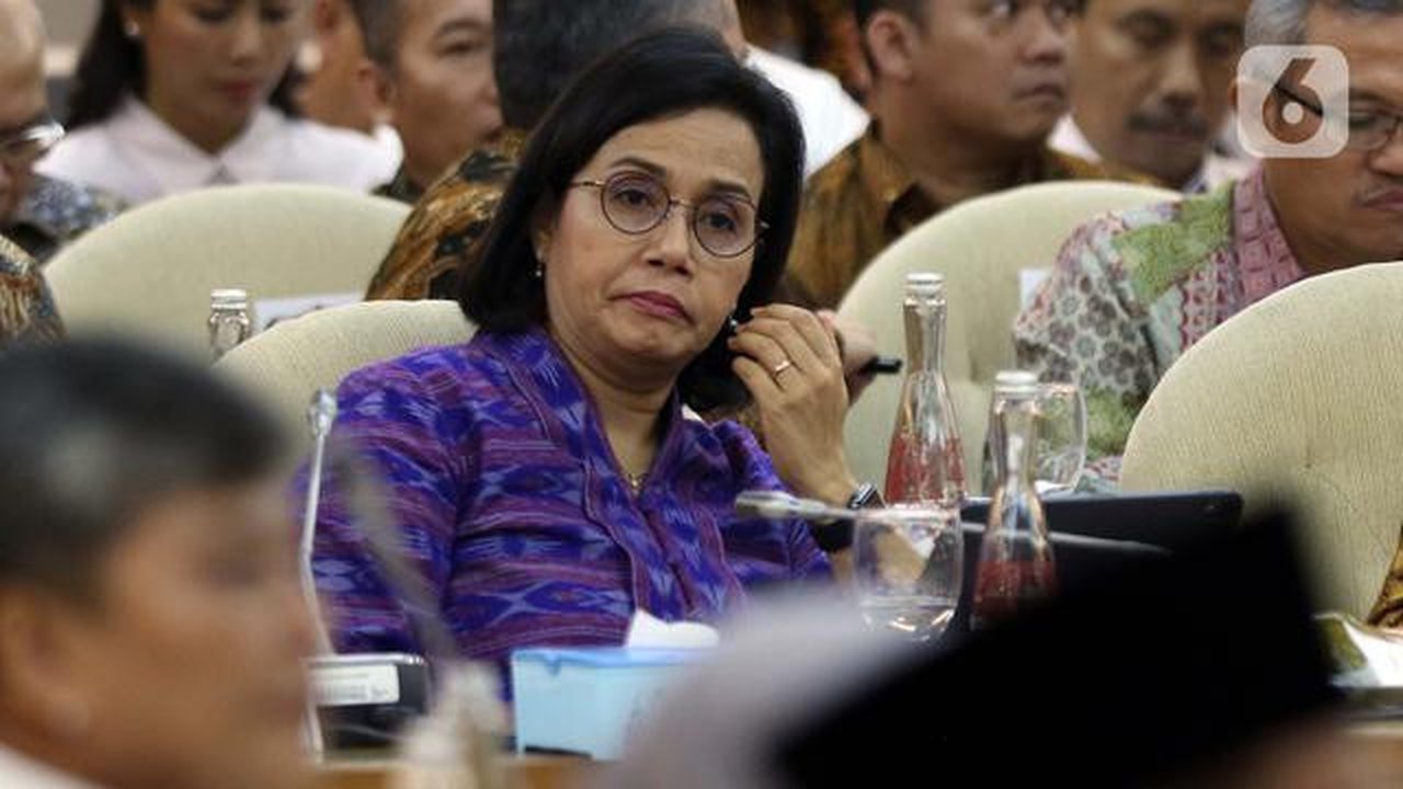 Menkeu Sri Mulyani saat rapat kerja gabungan bersama BPJS dan DPR di Kompleks Parlemen, Jakarta, Selasa (18/2/2020). Rapat membahas kenaikan iuran BPJS Kesehatan, data peserta Penerima Bantua