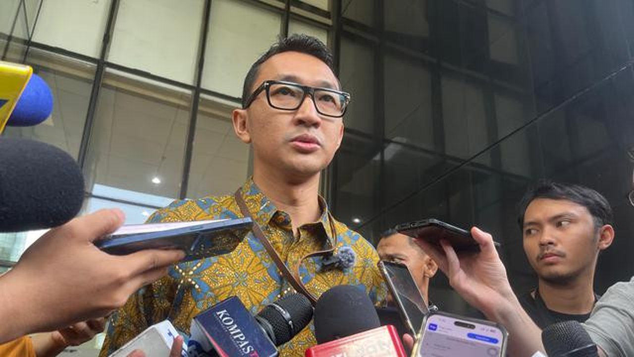Juru Bicara atau Jubir KPK Budi Prasetyo menanggapi pemberian amnesti kepada Sekretaris Jenderal (Sekjen) PDIP Hasto Kristiyanto. (Liputan6.com/Winda Nelfira)