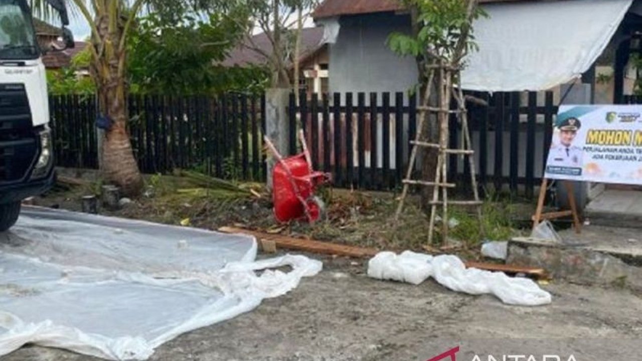 Pemerintah Kota Palangka Raya berhasil menuntaskan proyek peningkatan jalan lingkungan sepanjang lebih dari 20 kilometer pada tahun 2025, demi kenyamanan warga dan peningkatan kualitas infrastruktur.