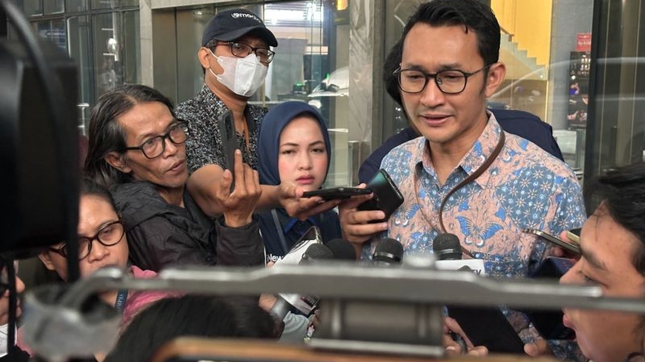 Komisi Pemberantasan Korupsi (KPK) tengah mempertimbangkan untuk memperpanjang **pencekalan Fuad Hasan Masyhur**, pemilik biro haji Maktour, seiring dengan progres penyidikan kasus dugaan korupsi kuota dan penyelenggaraan ibadah haji yang merugikan negara