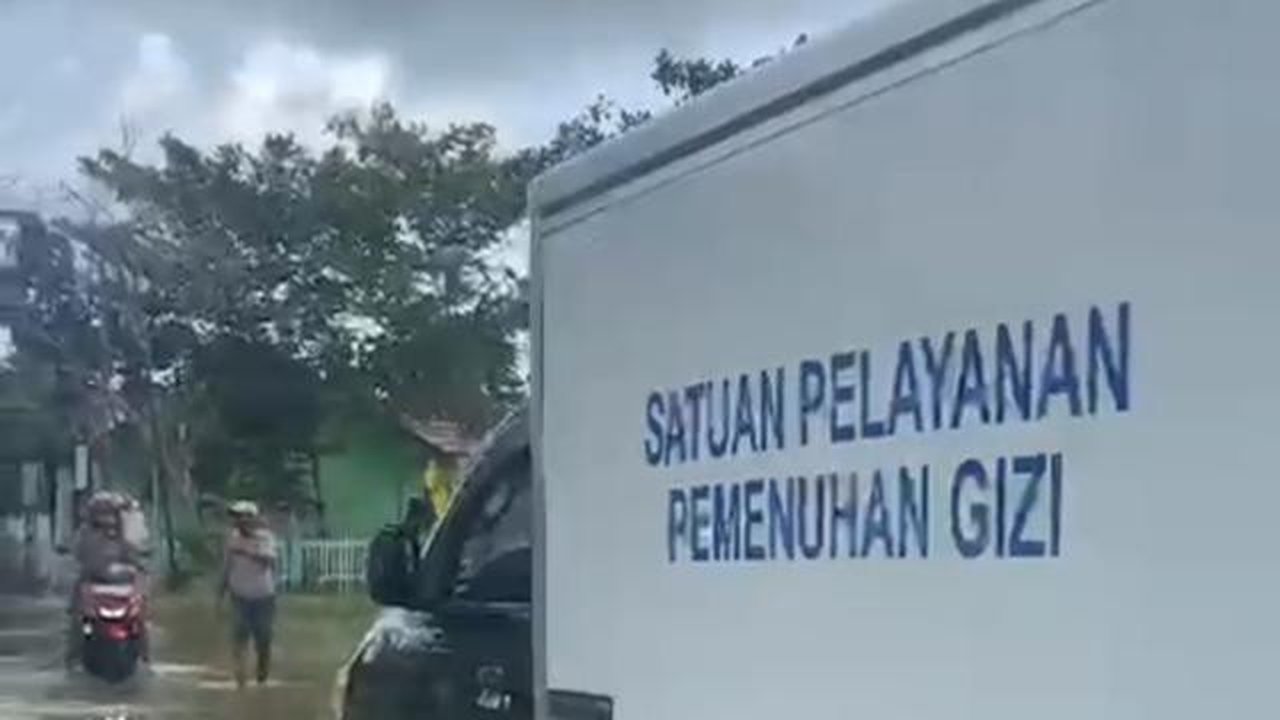 Mobil Satuan Pelayanan Pemenuhan Gizi (SPPG) milik Yayasan Jalsatul Ahbab tetap beroperasi.